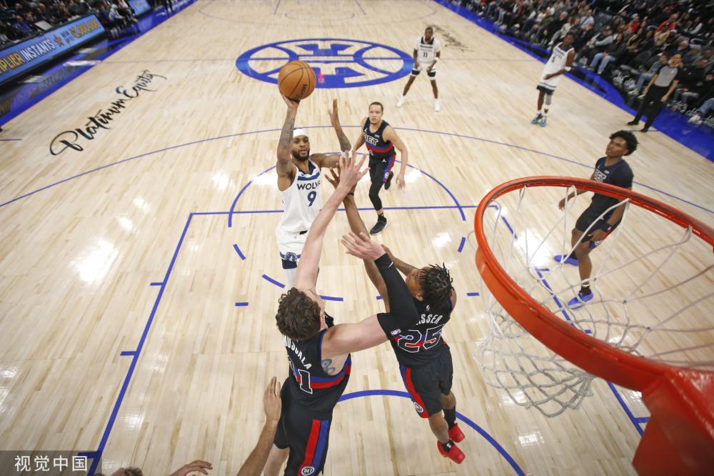 功絕非偶然 功絕非偶然